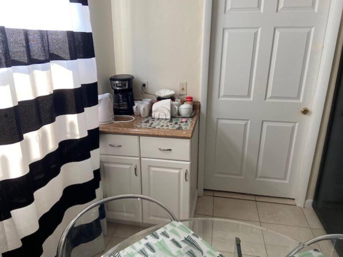 Homestay Private Near Airport - Free Parking - 02 *